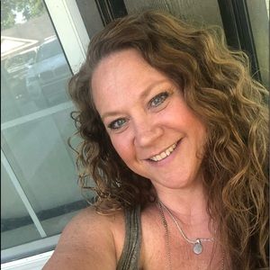 Meet your Posher, Katrina